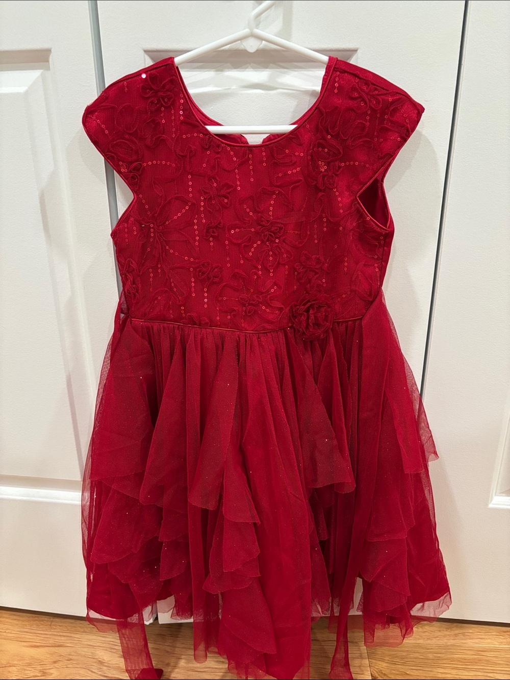 Jona Michelle Size 6 Girls Red Party Dress with Floral Lace and Tulle Skirt